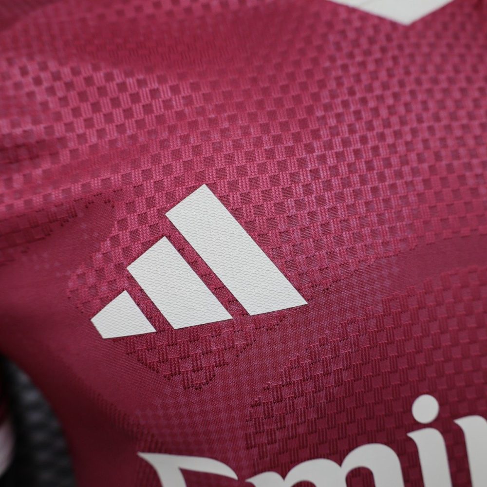 Player Version 25/26 Real Madrid Burgundy with All-Over Crest Pattern Jersey