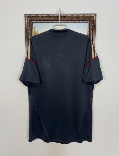 Retro 09/10 Liverpool Away Jersey