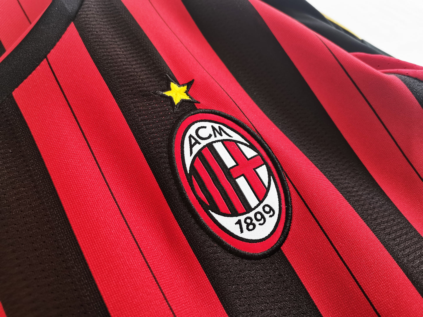 Retro 2013/14 AC Milan Home Soccer Jersey