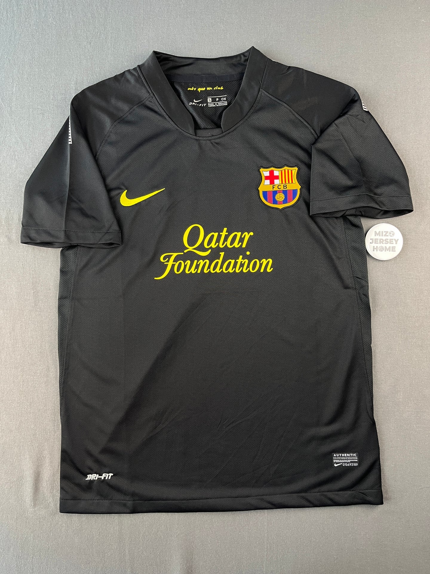 Retro 11/12 Barcelona Black Away Jersey