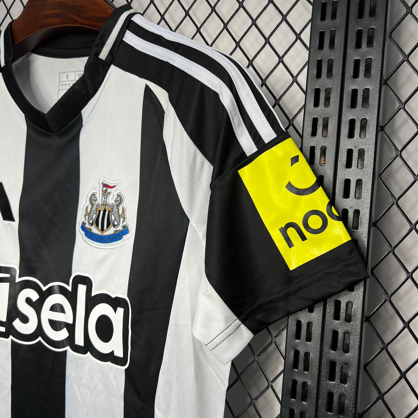 2024/25 Newcastle United Home Jersey
