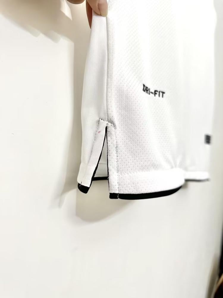 Retro 10/11 Manchester United in the Champions League version away Soccer Jersey