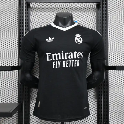 25/26 Real Madrid Black Goalkeeper Jersey