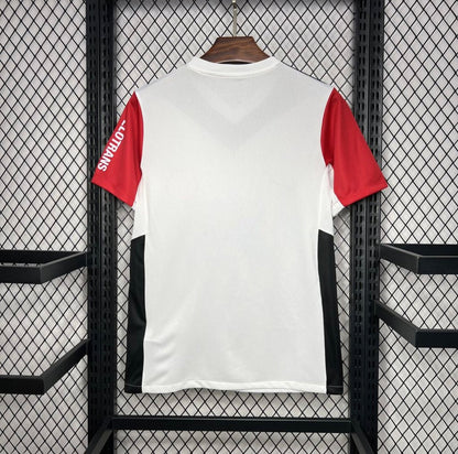 24/25 Eintracht Frankfurt Home Jersey