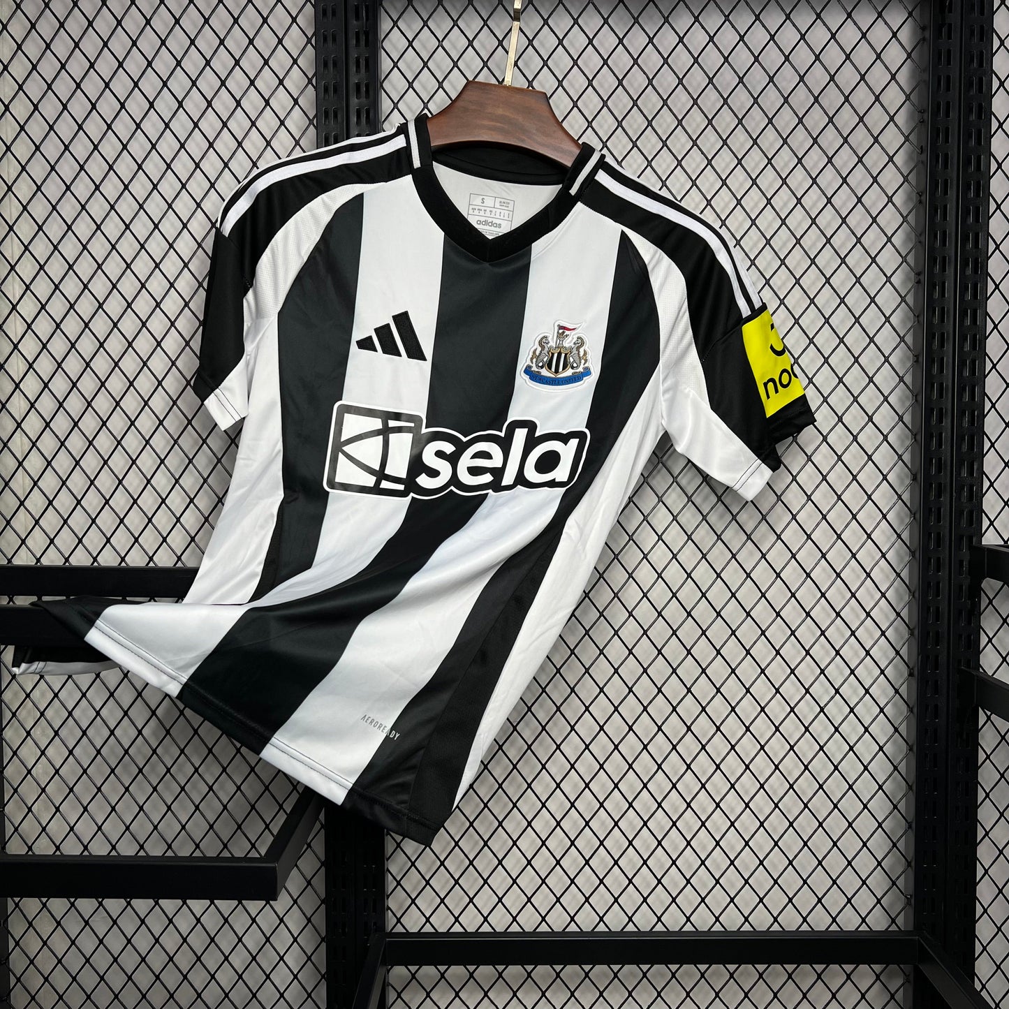 2024/25 Newcastle United Home Jersey