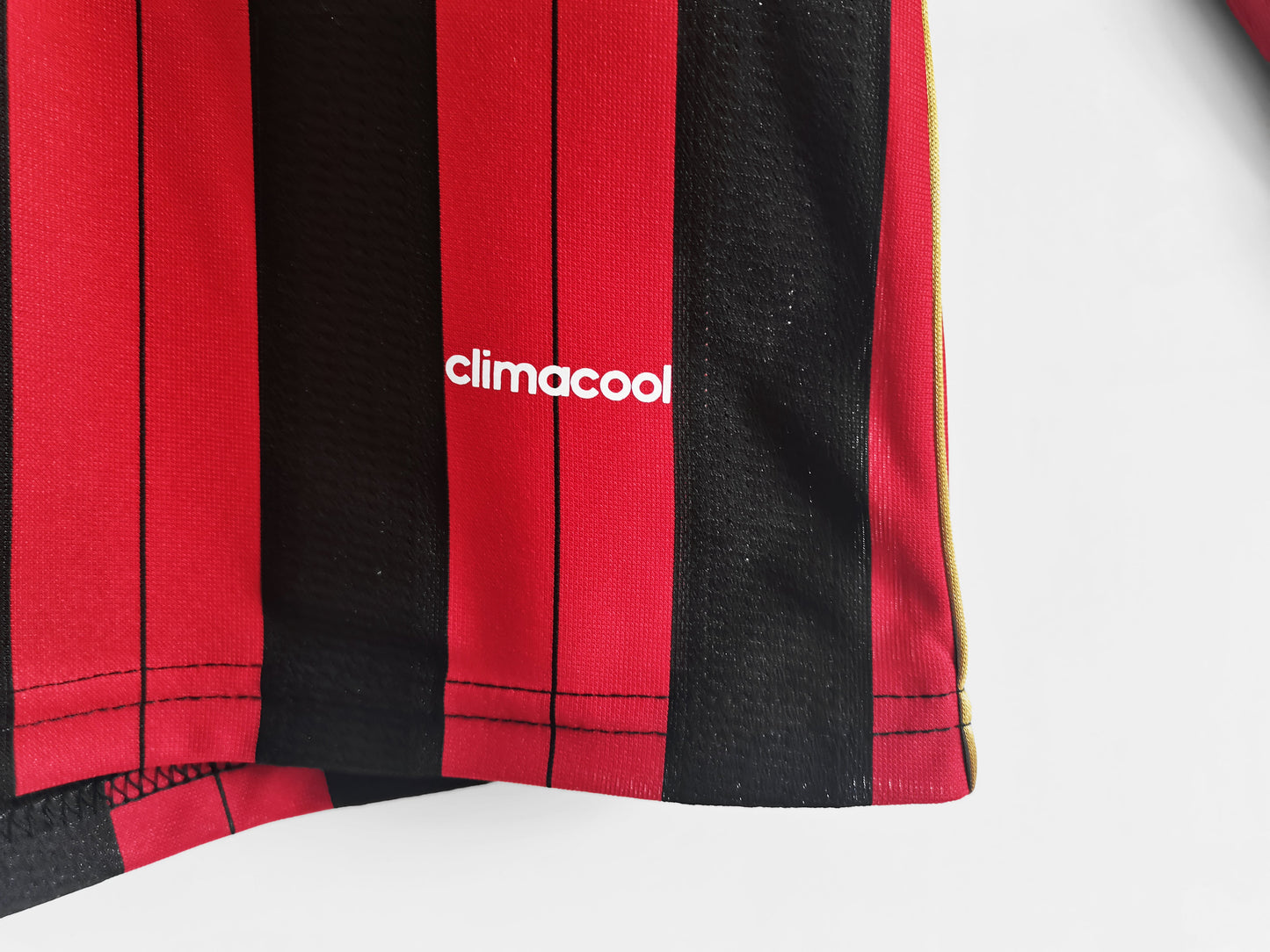 Retro 2013/14 AC Milan Home Soccer Jersey
