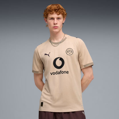 25/26 Borussia Dortmund Special Edition GK Alabaster Jersey