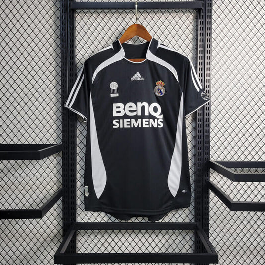 06/07 Real Madrid Third Retro Jersey Black