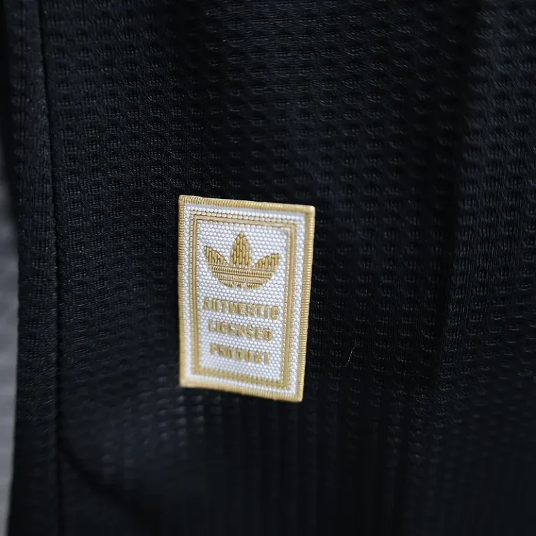 25/26 Real Madrid Black Goalkeeper Jersey