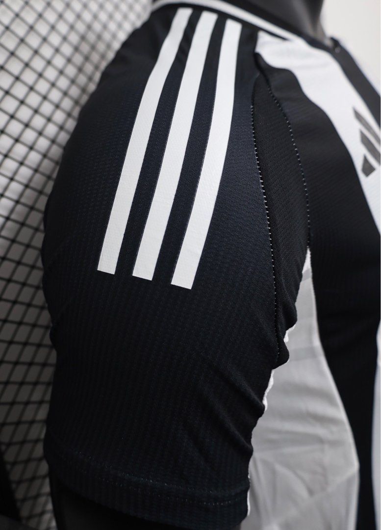 Player Version 24/25 Newcastle United Home Jersey