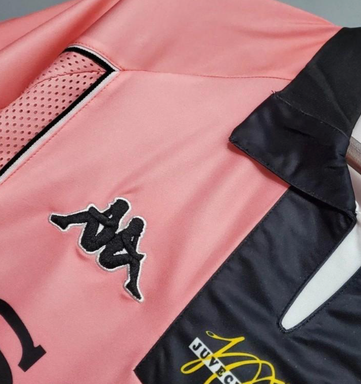 Retro 97/98 Juventus Away Pink Jersey