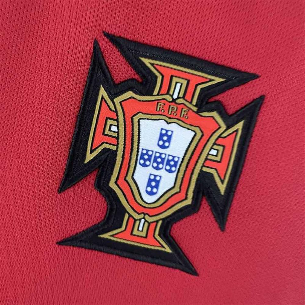 Retro Portugal 2006 Home Soccer Jersey