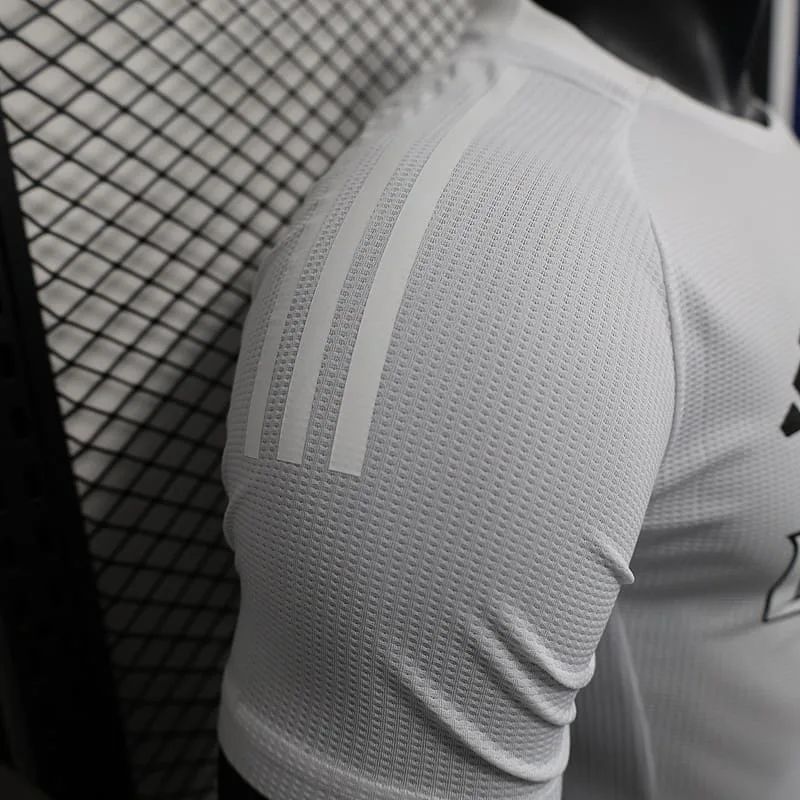 Player Version 25/26 Arsenal White with Emirates Sponsor Jersey